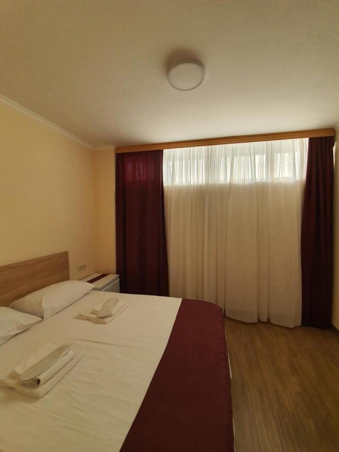 Blossom Hotel Batumi Luaran gambar