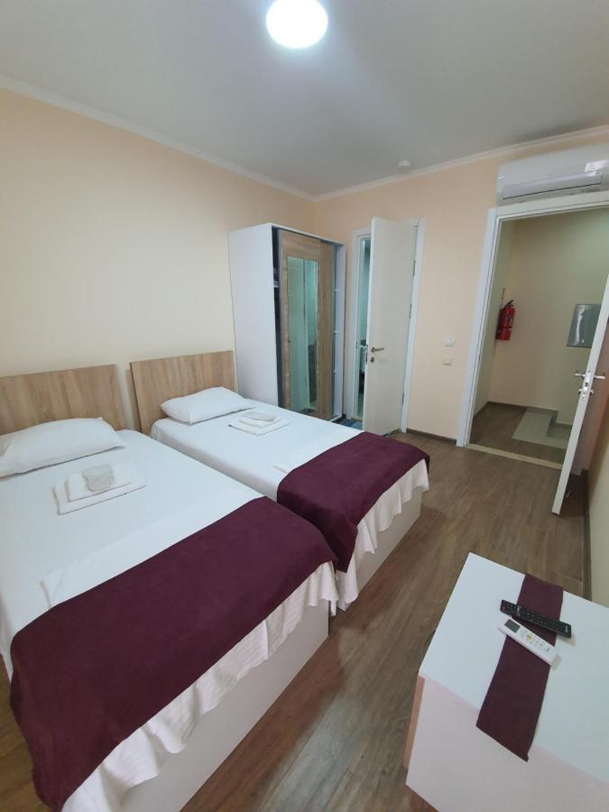 Blossom Hotel Batumi Luaran gambar