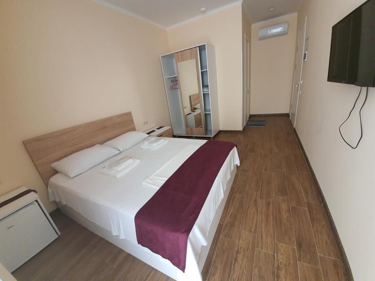 Blossom Hotel Batumi Luaran gambar