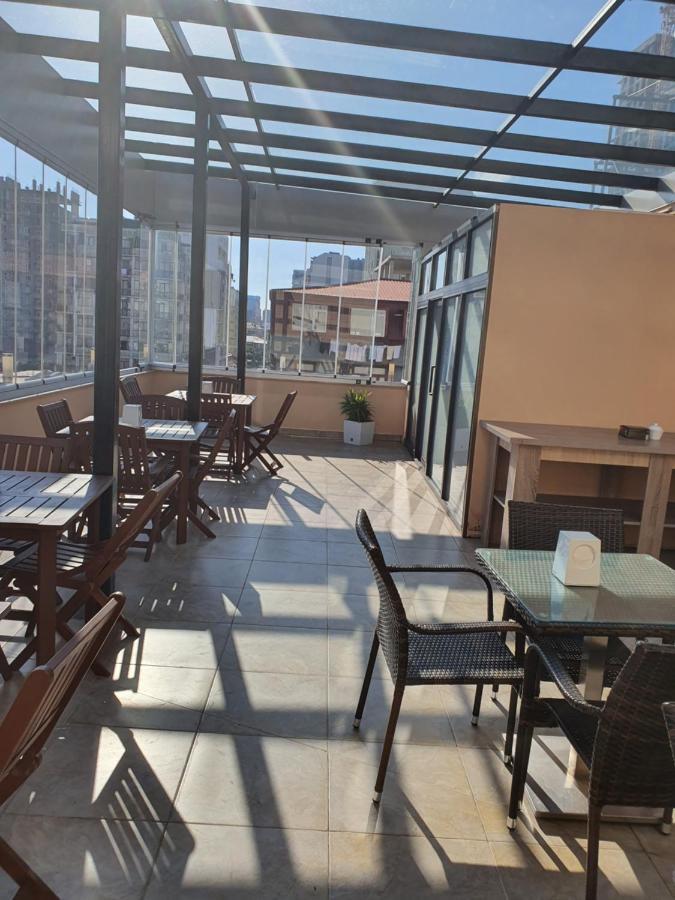 Blossom Hotel Batumi Luaran gambar