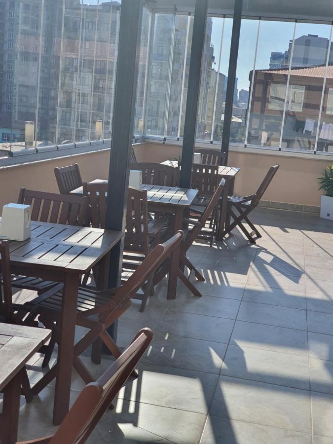 Blossom Hotel Batumi Luaran gambar